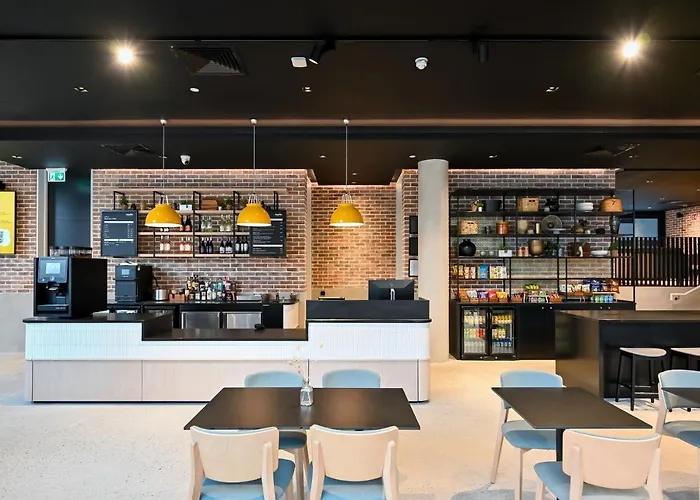 Staycity Street מלון 4*